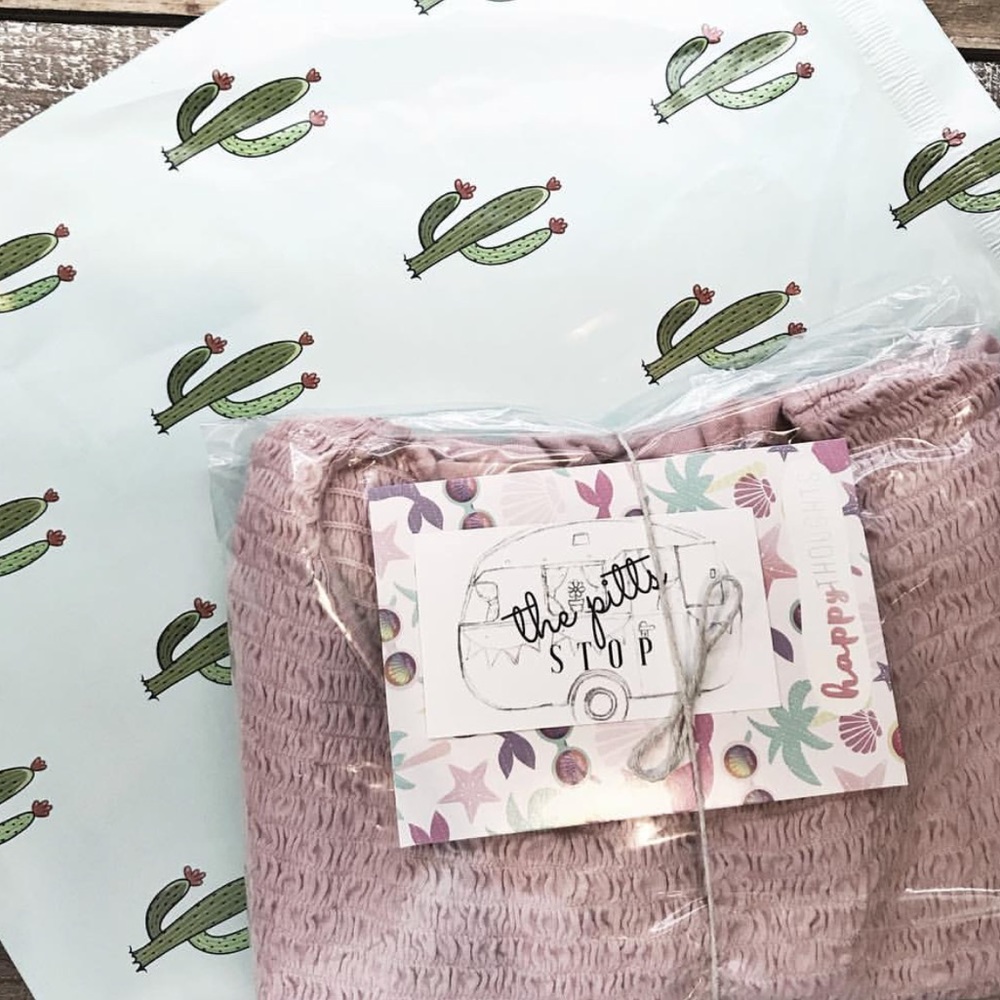 GET TO KNOW ME! 🖤